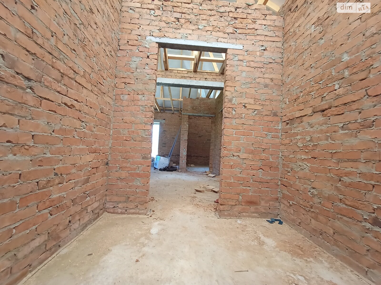 одноповерховий будинок з гаражем, 95 кв. м, цегла. Продаж у Луці-Мелешківській фото 1 одноповерховий будинок з гаражем, 95 кв. м, цегла. Продаж у Луці-Мелешківській фото 1