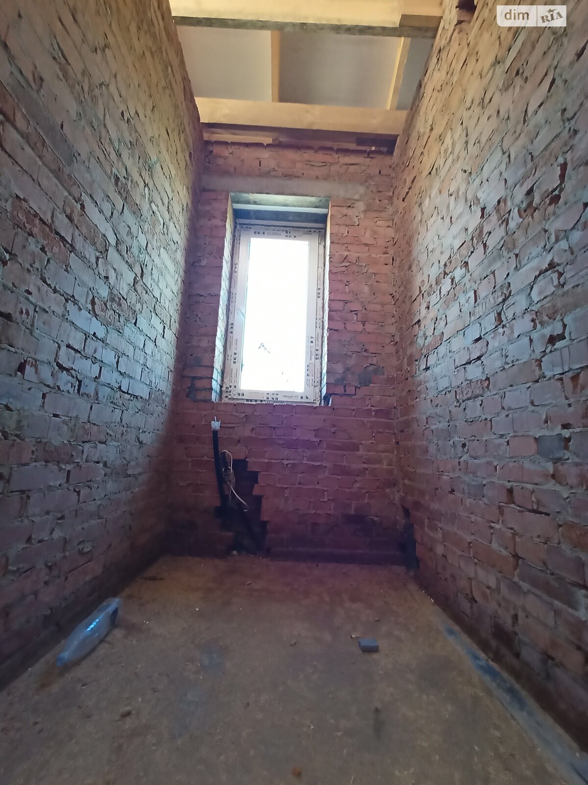 одноповерховий будинок з гаражем, 95 кв. м, цегла. Продаж у Луці-Мелешківській фото 1 одноповерховий будинок з гаражем, 95 кв. м, цегла. Продаж у Луці-Мелешківській фото 1