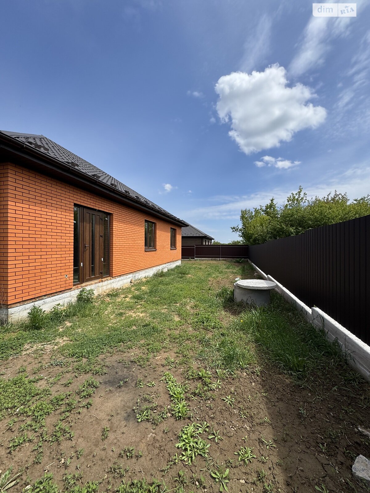 одноповерховий будинок, 100 кв. м, кирпич. Продаж у Луці-Мелешківській фото 1 одноповерховий будинок, 100 кв. м, кирпич. Продаж у Луці-Мелешківській фото 1
