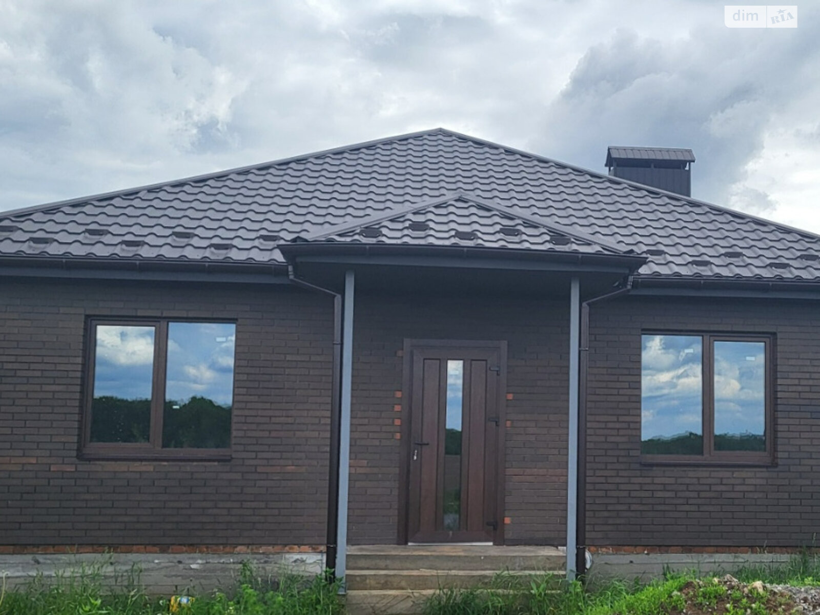 одноповерховий будинок, 100 кв. м, цегла. Продаж у Луці-Мелешківській фото 1 одноповерховий будинок, 100 кв. м, цегла. Продаж у Луці-Мелешківській фото 1