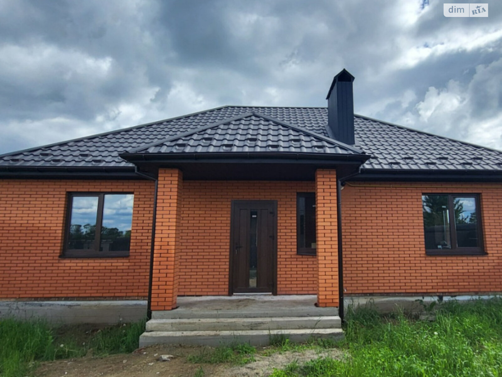 одноповерховий будинок, 100 кв. м, цегла. Продаж у Луці-Мелешківській фото 1 одноповерховий будинок, 100 кв. м, цегла. Продаж у Луці-Мелешківській фото 1