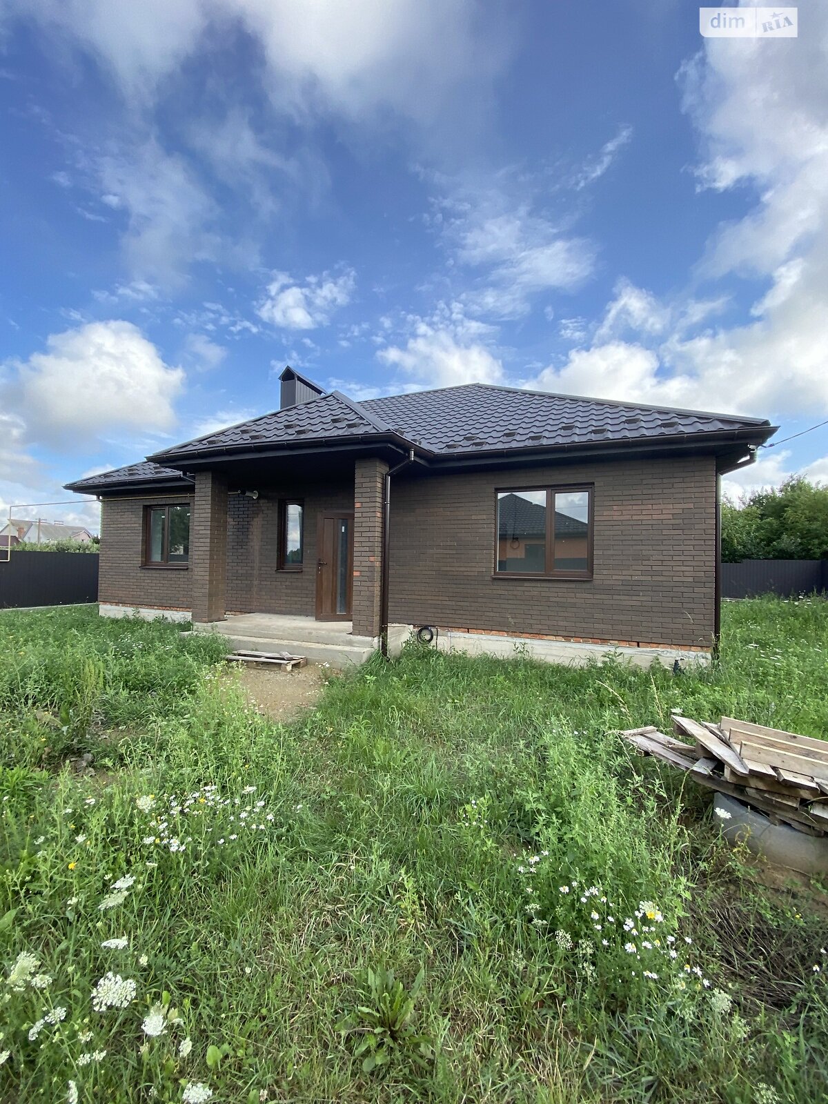 одноповерховий будинок з верандою, 98 кв. м, цегла. Продаж у Луці-Мелешківській фото 1 одноповерховий будинок з верандою, 98 кв. м, цегла. Продаж у Луці-Мелешківській фото 1