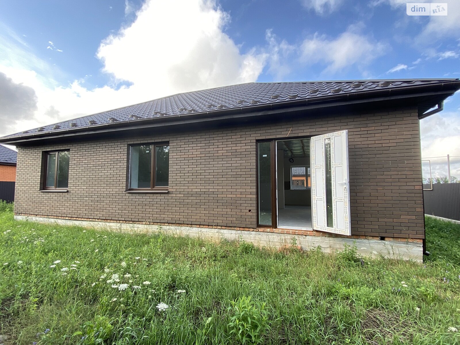 одноповерховий будинок з верандою, 98 кв. м, цегла. Продаж у Луці-Мелешківській фото 1 одноповерховий будинок з верандою, 98 кв. м, цегла. Продаж у Луці-Мелешківській фото 1