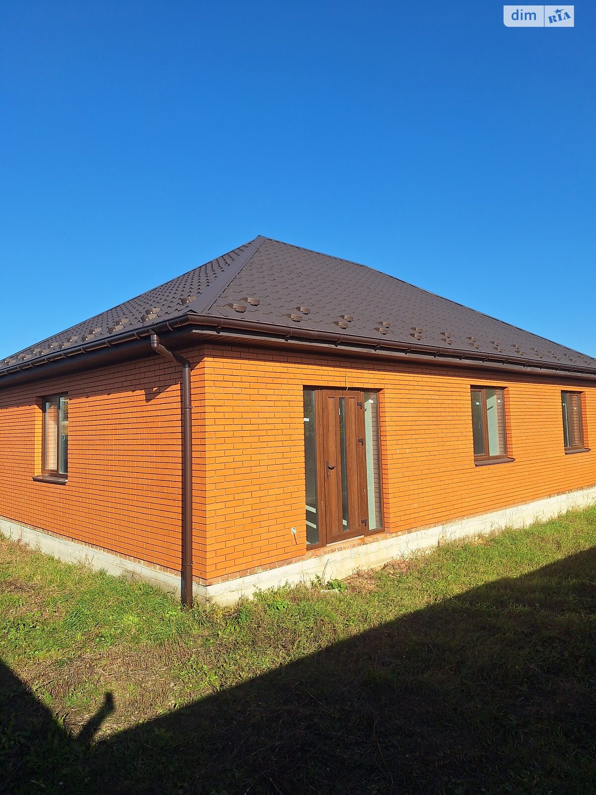 одноповерховий будинок з опаленням, 98 кв. м, цегла. Продаж у Луці-Мелешківській фото 1 одноповерховий будинок з опаленням, 98 кв. м, цегла. Продаж у Луці-Мелешківській фото 1