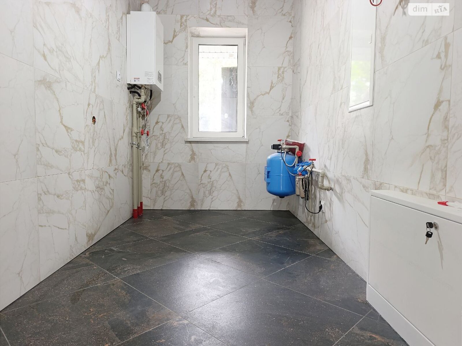 одноповерховий будинок з гаражем, 175 кв. м, цегла. Продаж у Луці-Мелешківській фото 1 одноповерховий будинок з гаражем, 175 кв. м, цегла. Продаж у Луці-Мелешківській фото 1