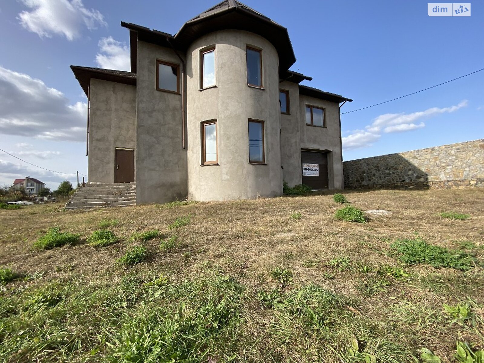 двухэтажный дом с отоплением, 180 кв. м, кирпич. Продажа в Лукашовке фото 1