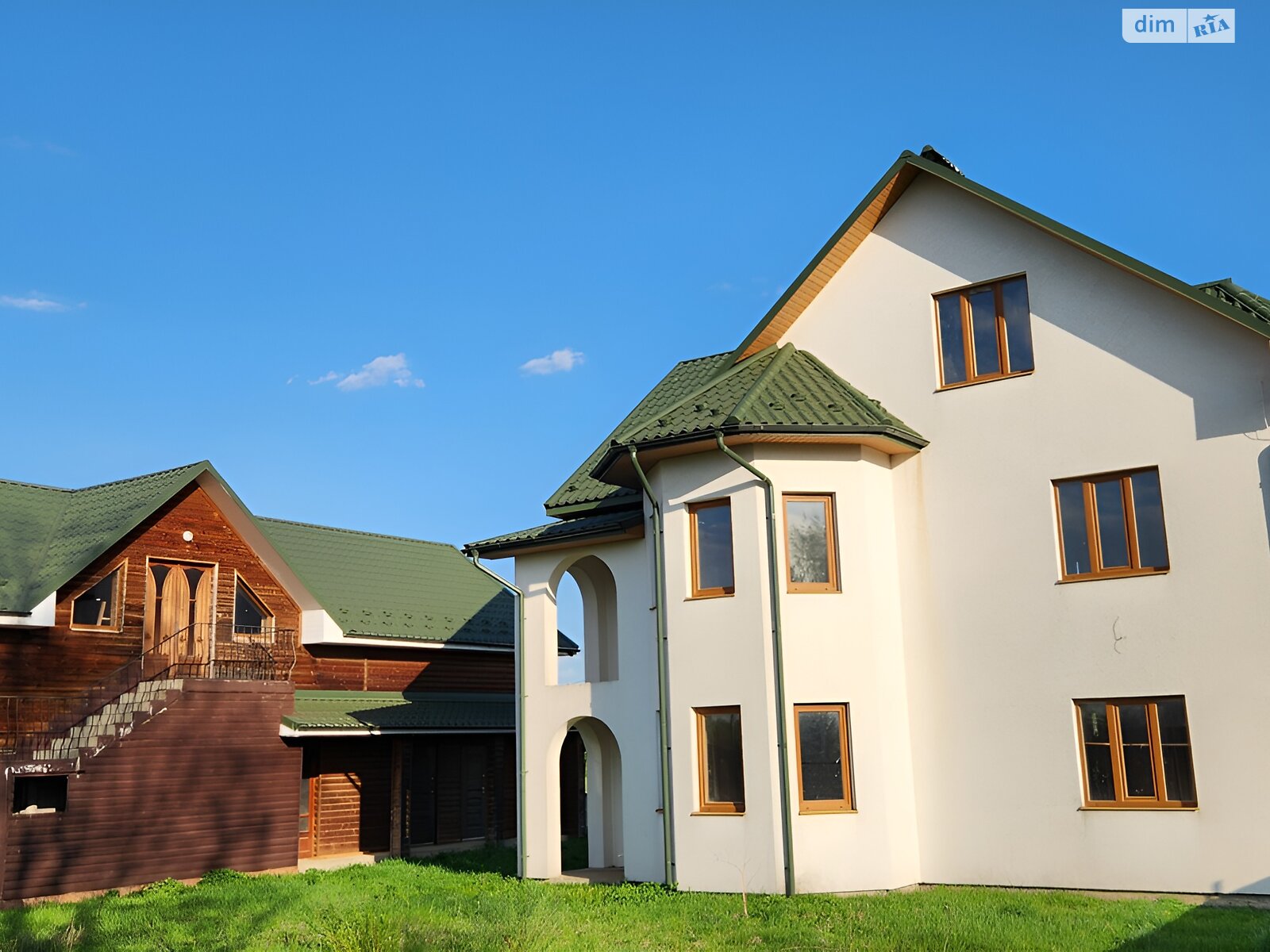 трехэтажный дом, 148.3 кв. м, кирпич. Продажа в Лукавцах фото 1 трехэтажный дом, 148.3 кв. м, кирпич. Продажа в Лукавцах фото 1