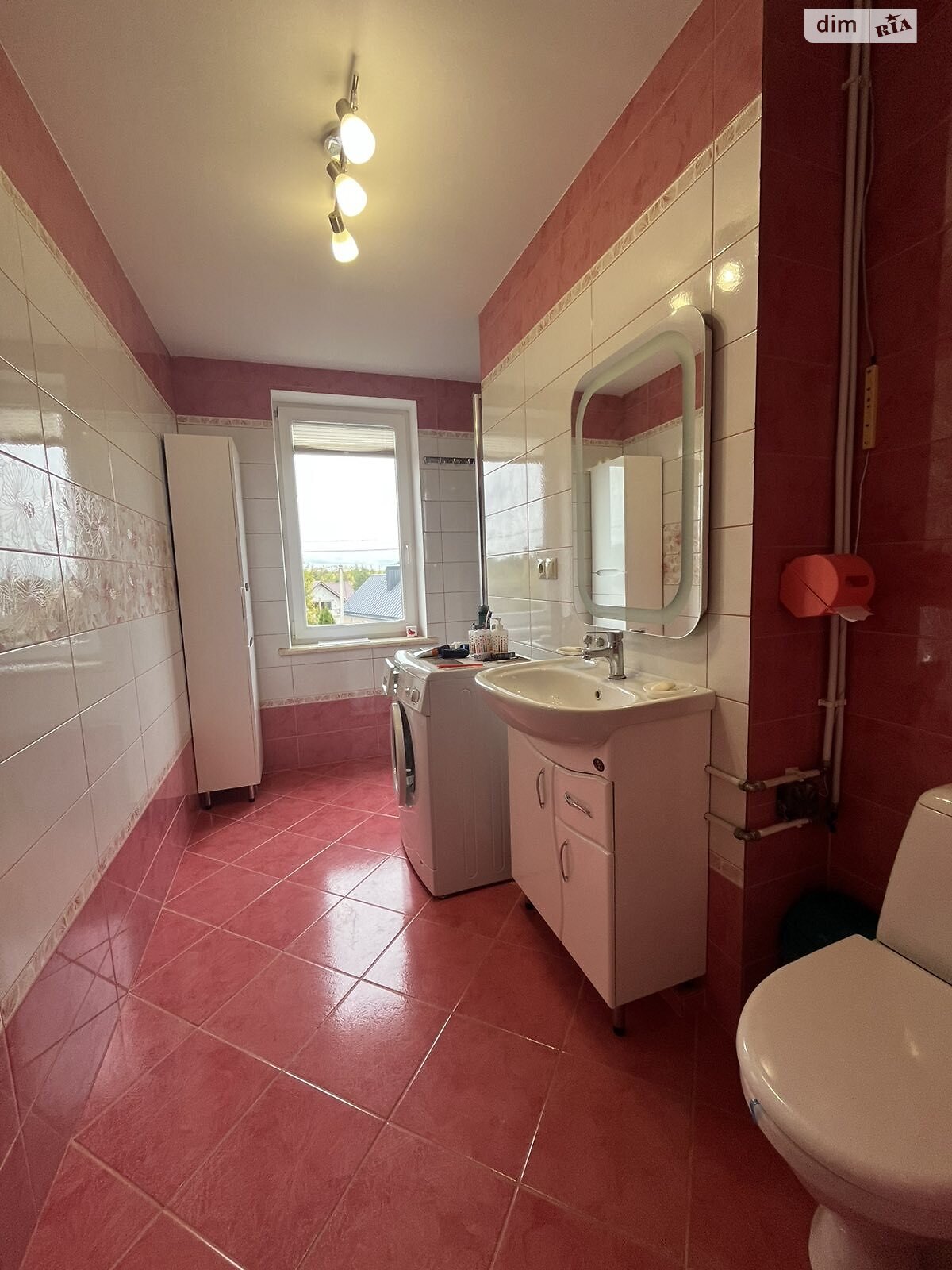 двухэтажный дом с гаражом, 178 кв. м, кирпич. Продажа в Луцке район Дубновский фото 1