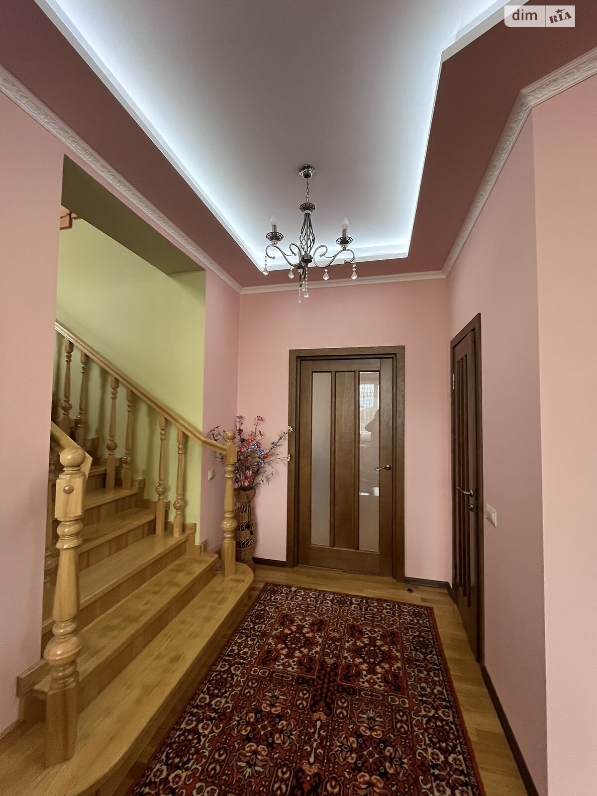 двухэтажный дом с гаражом, 178 кв. м, кирпич. Продажа в Луцке район Дубновский фото 1