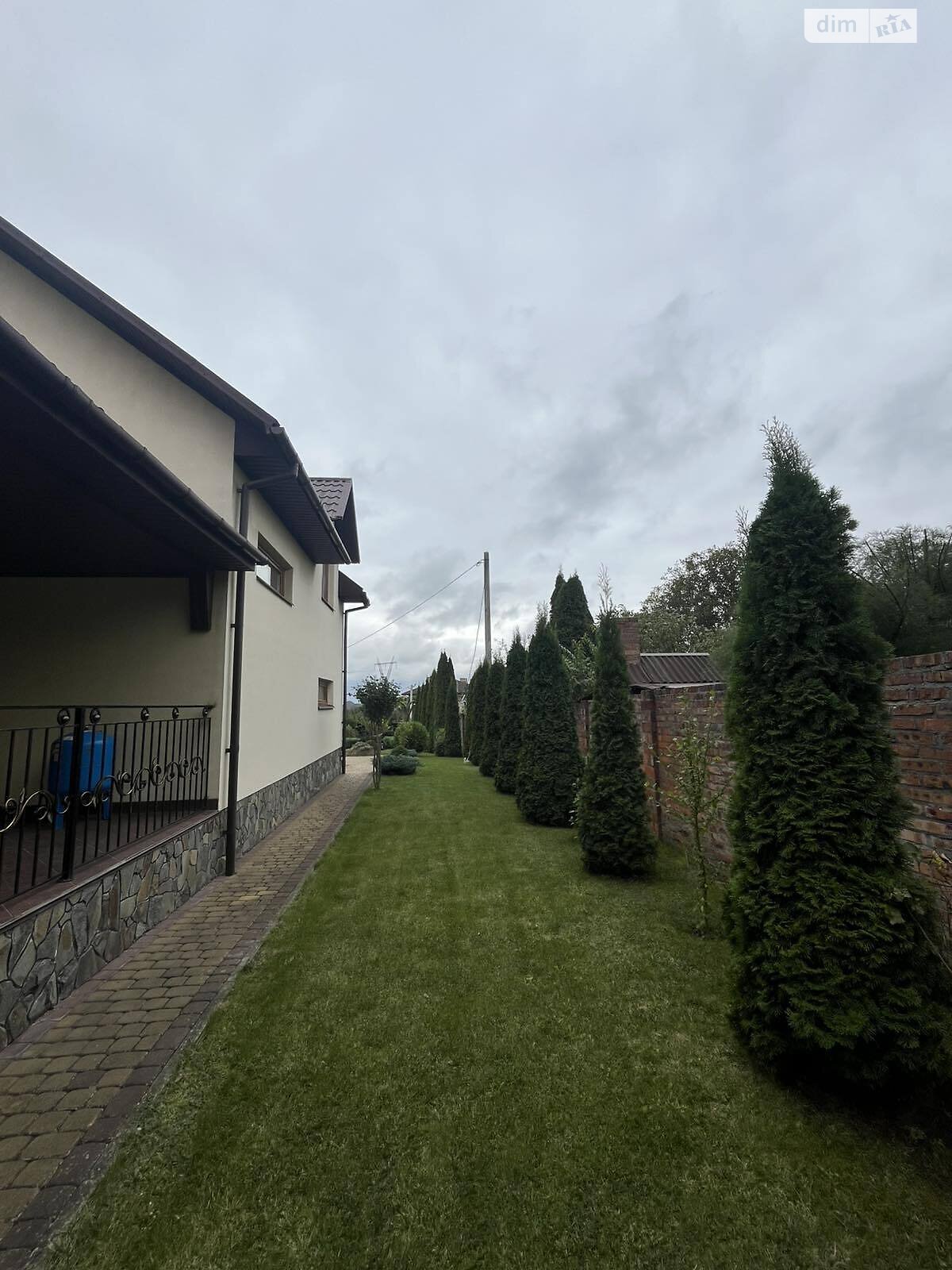 двухэтажный дом с гаражом, 178 кв. м, кирпич. Продажа в Луцке район Дубновский фото 1