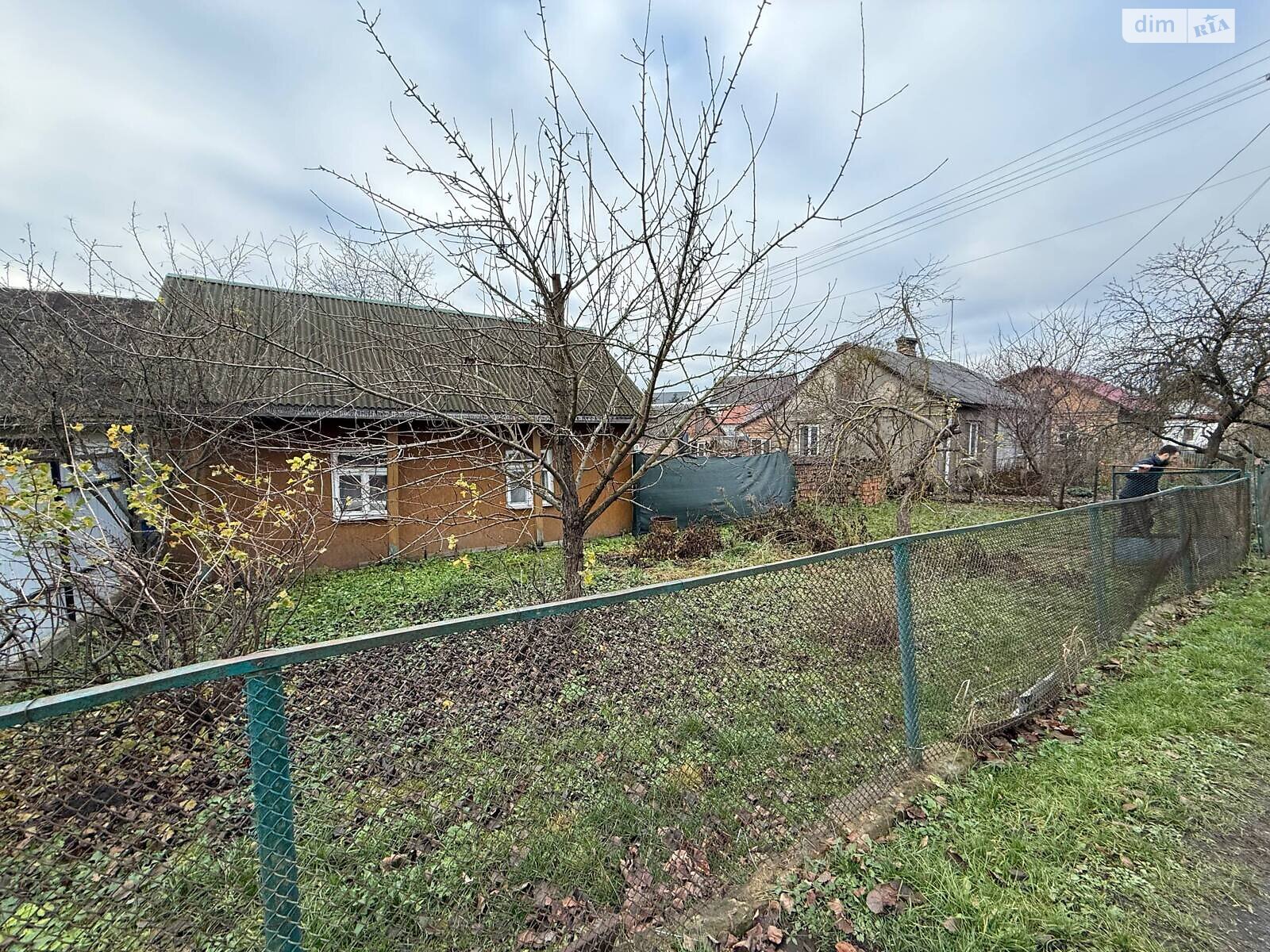 одноэтажный дом, 700 кв. м, дерево и кирпич. Продажа в Луцке район Кичкаревка фото 1