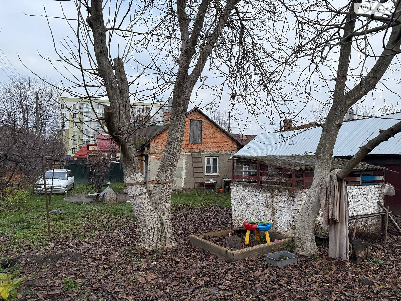 одноэтажный дом, 700 кв. м, дерево и кирпич. Продажа в Луцке район Кичкаревка фото 1