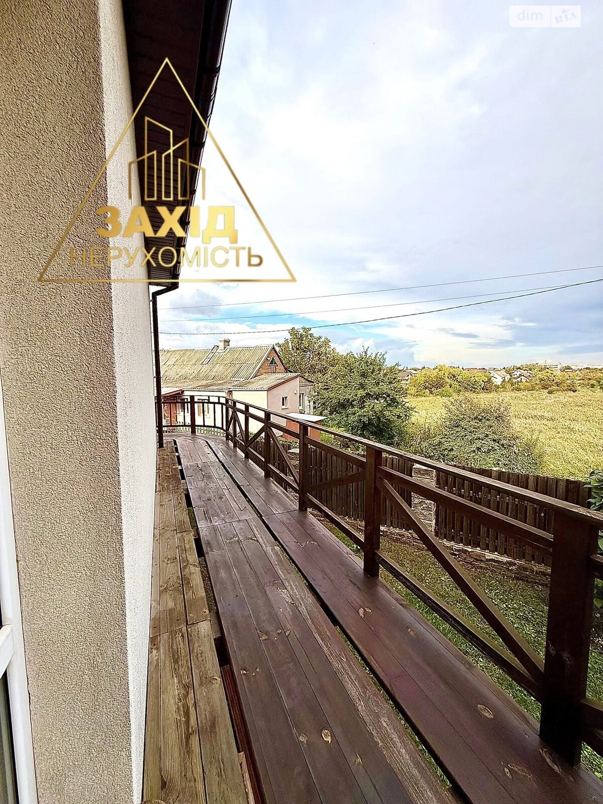 двухэтажный дом с балконом, 230 кв. м, кирпич. Продажа в Луцке район Кичкаревка фото 1 двухэтажный дом с балконом, 230 кв. м, кирпич. Продажа в Луцке район Кичкаревка фото 1