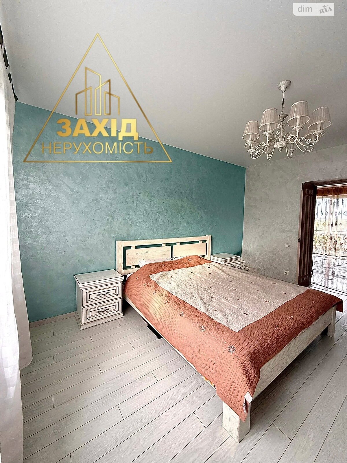 двухэтажный дом с балконом, 230 кв. м, кирпич. Продажа в Луцке район Кичкаревка фото 1 двухэтажный дом с балконом, 230 кв. м, кирпич. Продажа в Луцке район Кичкаревка фото 1