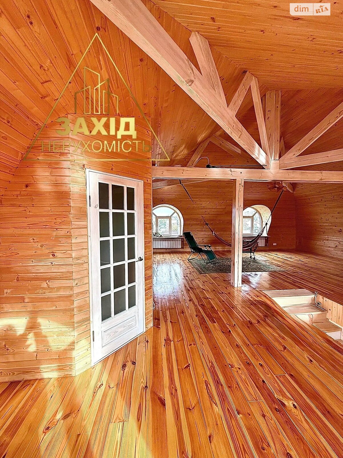 двухэтажный дом с балконом, 230 кв. м, кирпич. Продажа в Луцке район Кичкаревка фото 1 двухэтажный дом с балконом, 230 кв. м, кирпич. Продажа в Луцке район Кичкаревка фото 1