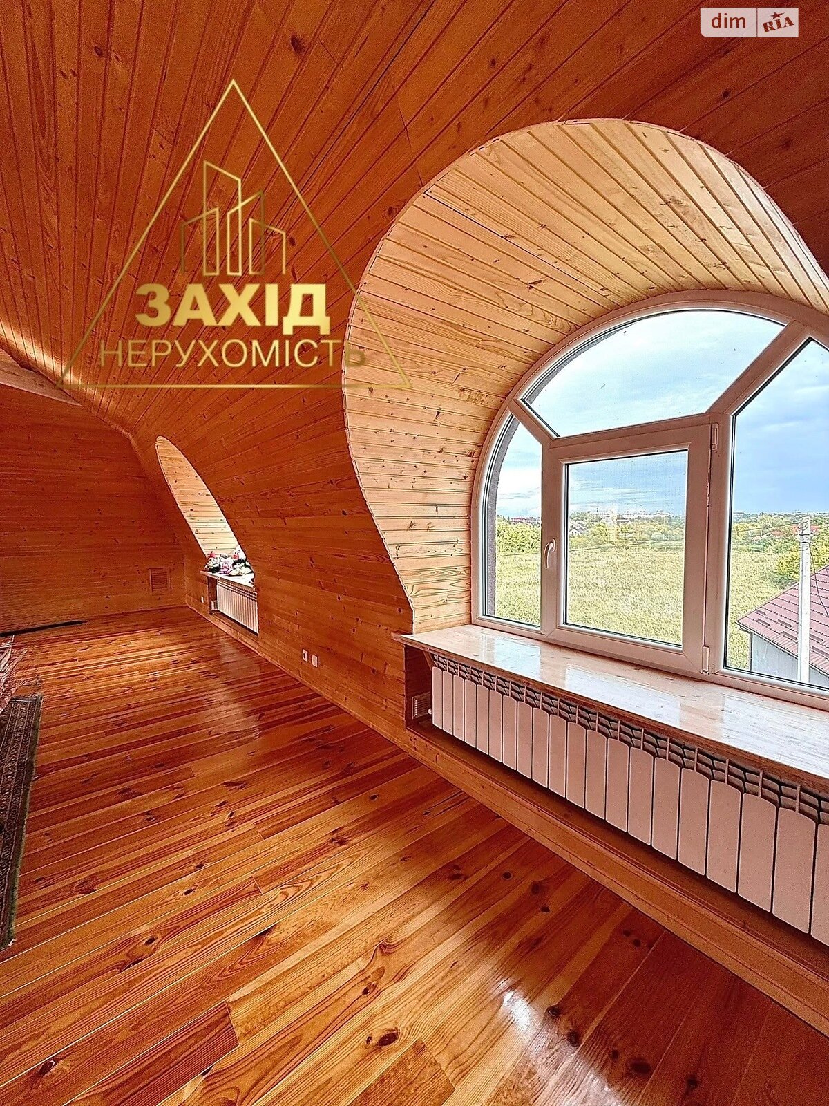 двухэтажный дом с балконом, 230 кв. м, кирпич. Продажа в Луцке район Кичкаревка фото 1 двухэтажный дом с балконом, 230 кв. м, кирпич. Продажа в Луцке район Кичкаревка фото 1