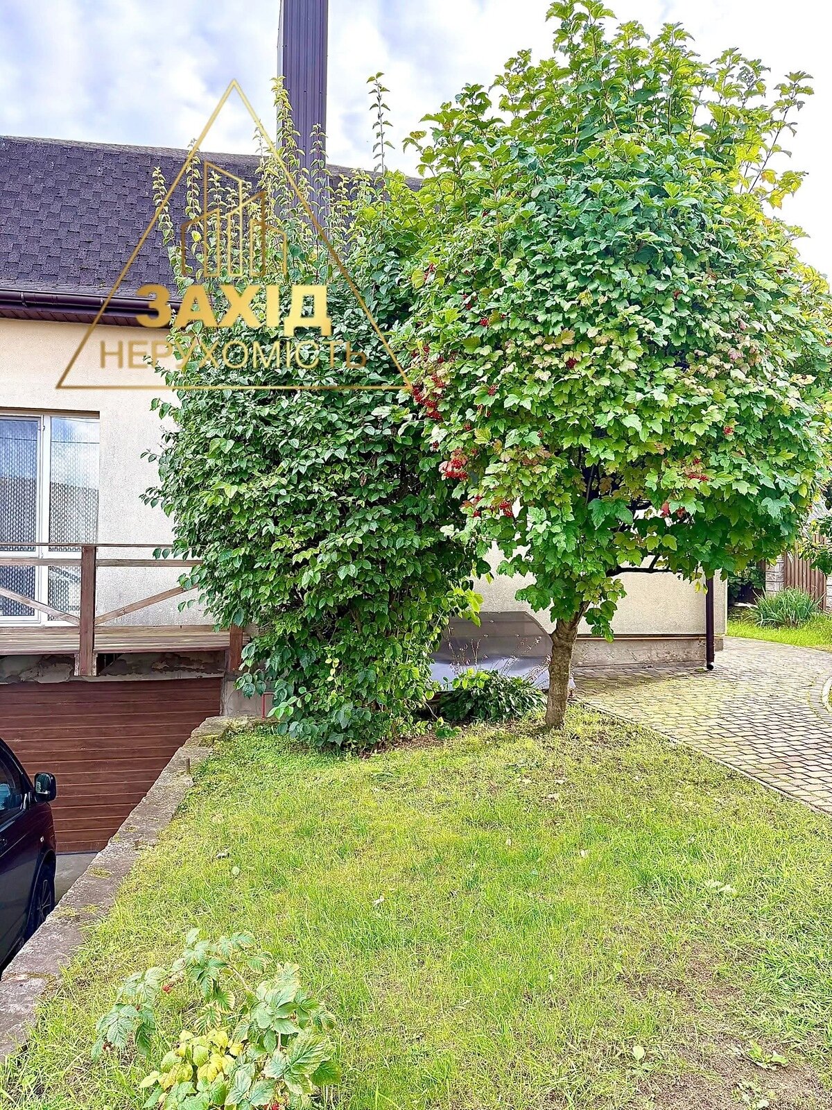 двухэтажный дом с балконом, 230 кв. м, кирпич. Продажа в Луцке район Кичкаревка фото 1 двухэтажный дом с балконом, 230 кв. м, кирпич. Продажа в Луцке район Кичкаревка фото 1