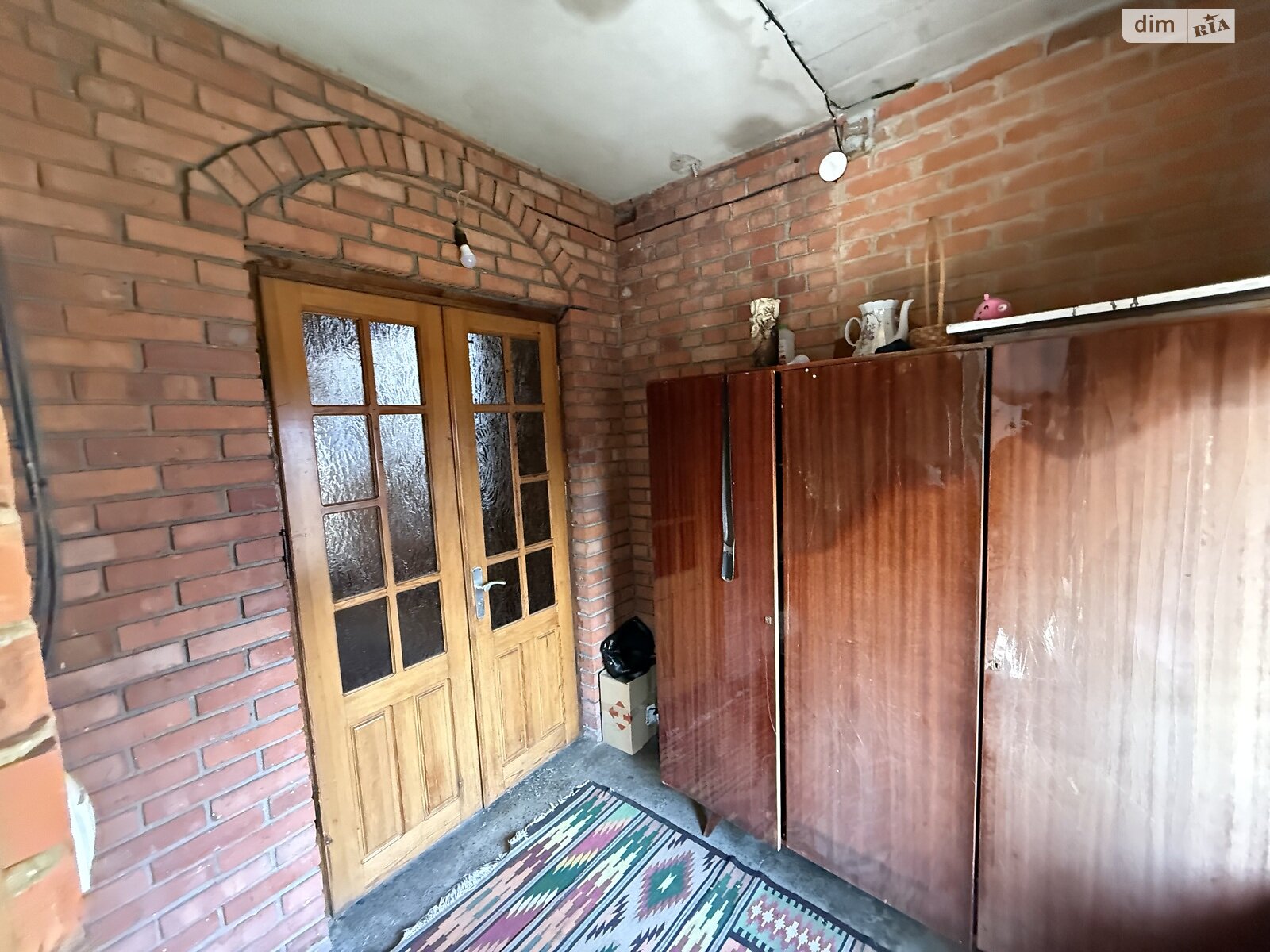 трехэтажный дом с верандой, 210 кв. м, кирпич. Продажа в Луцке район Кичкаревка фото 1 трехэтажный дом с верандой, 210 кв. м, кирпич. Продажа в Луцке район Кичкаревка фото 1