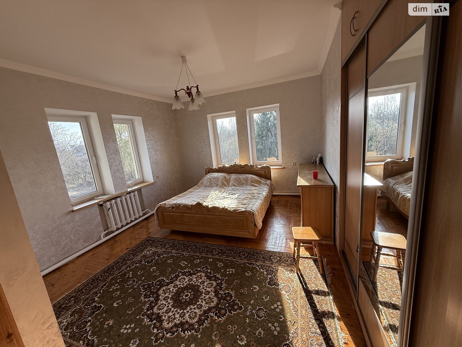 трехэтажный дом с верандой, 210 кв. м, кирпич. Продажа в Луцке район Кичкаревка фото 1 трехэтажный дом с верандой, 210 кв. м, кирпич. Продажа в Луцке район Кичкаревка фото 1