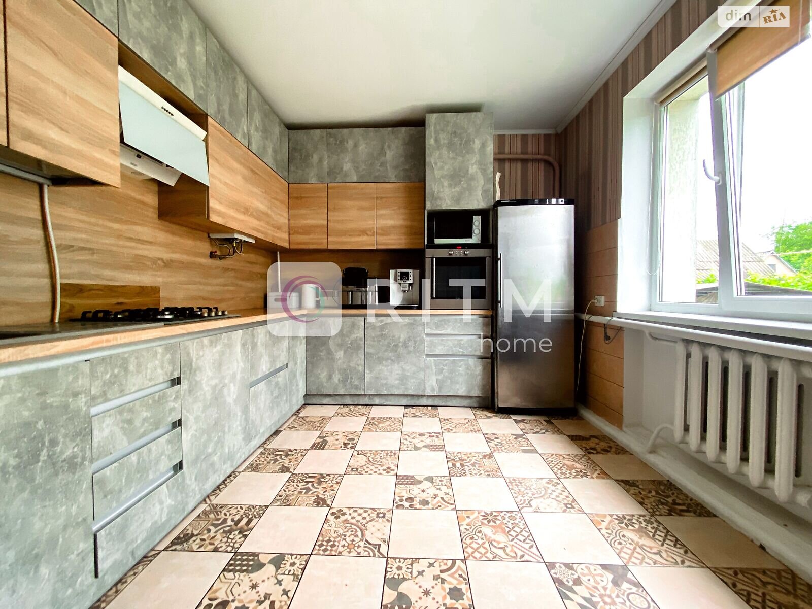 двоповерховий будинок з балконом, 209.4 кв. м, цегла. Продаж в Луцьку, район Красне фото 1 двоповерховий будинок з балконом, 209.4 кв. м, цегла. Продаж в Луцьку, район Красне фото 1