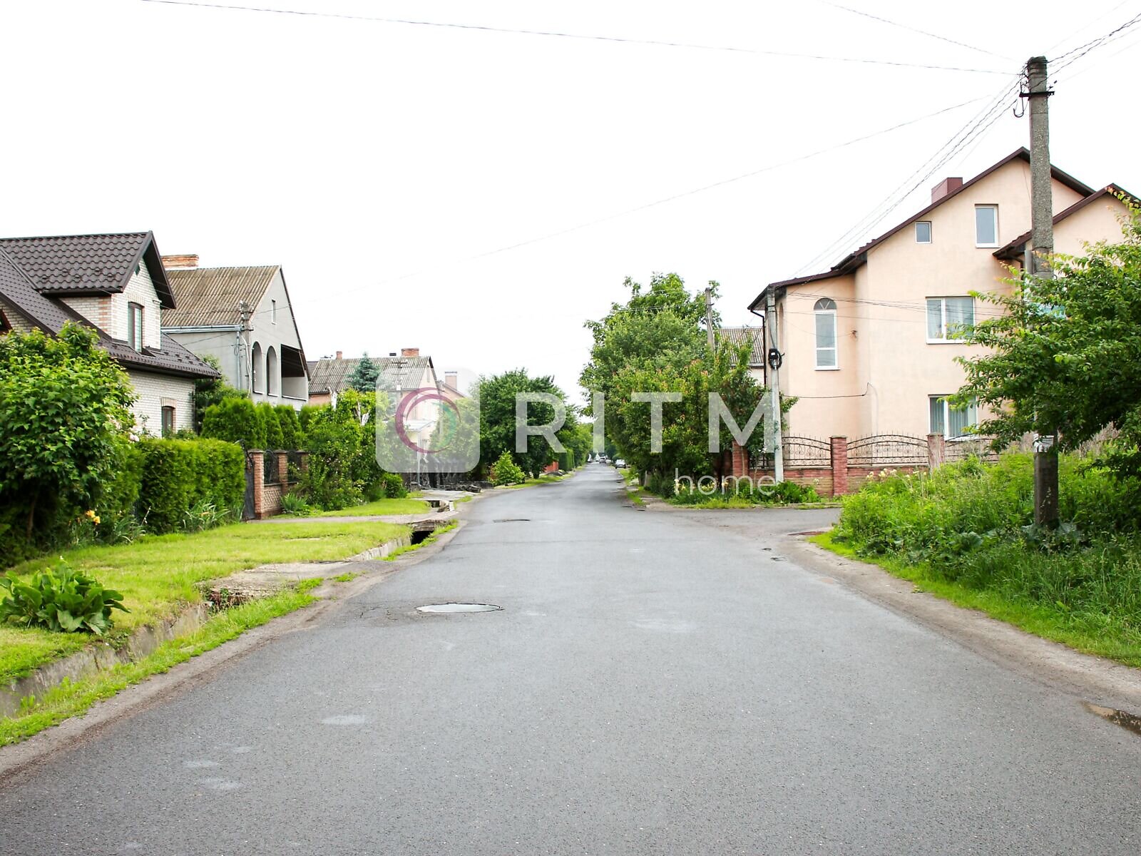 двоповерховий будинок з балконом, 209.4 кв. м, цегла. Продаж в Луцьку, район Красне фото 1 двоповерховий будинок з балконом, 209.4 кв. м, цегла. Продаж в Луцьку, район Красне фото 1
