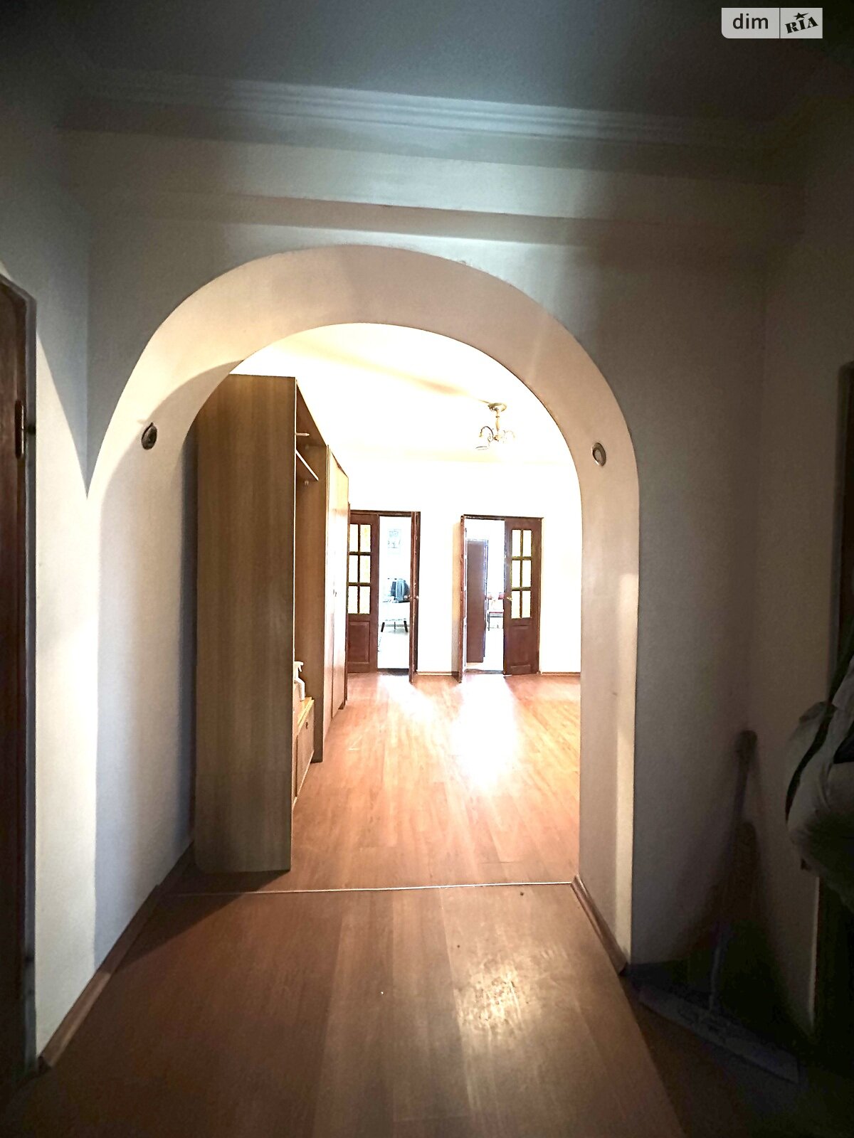 двоповерховий будинок з гаражем, 348 кв. м, цегла. Продаж у Луцьку фото 1 двоповерховий будинок з гаражем, 348 кв. м, цегла. Продаж у Луцьку фото 1