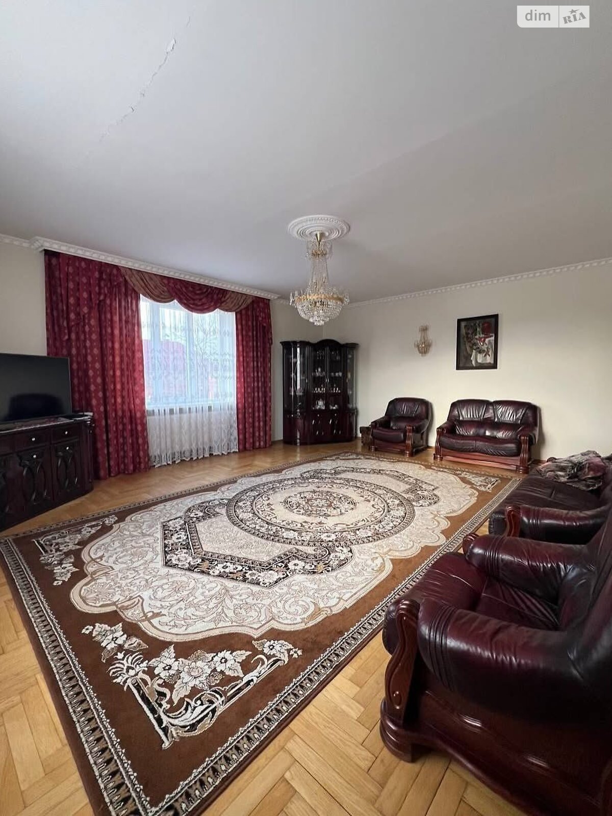 двухэтажный дом с верандой, 468 кв. м, кирпич. Продажа в Луцке фото 1 двухэтажный дом с верандой, 468 кв. м, кирпич. Продажа в Луцке фото 1