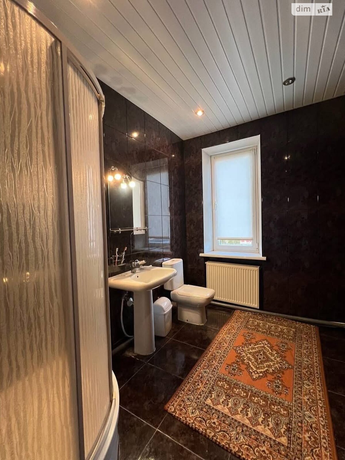 двухэтажный дом с верандой, 468 кв. м, кирпич. Продажа в Луцке фото 1 двухэтажный дом с верандой, 468 кв. м, кирпич. Продажа в Луцке фото 1