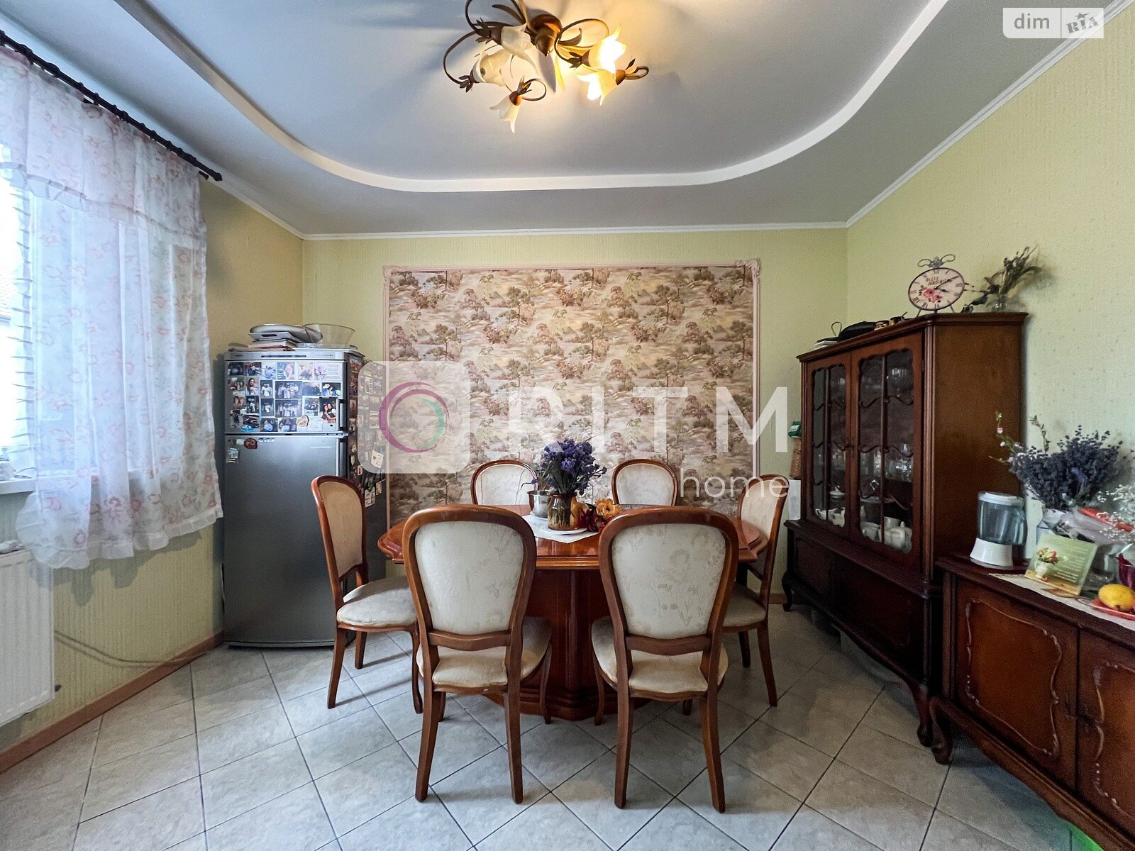 двухэтажный дом с ремонтом, 293 кв. м, кирпич. Продажа в Луцке фото 1 двухэтажный дом с ремонтом, 293 кв. м, кирпич. Продажа в Луцке фото 1