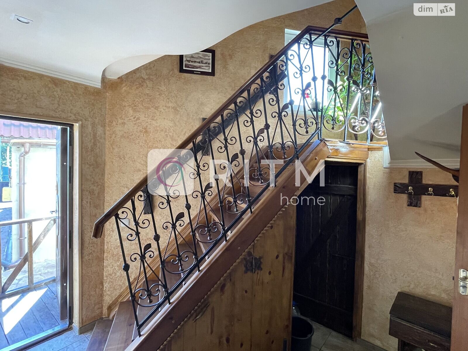 двухэтажный дом с балконом, 108.5 кв. м, пеноблок. Продажа в Луцке район Центр фото 1