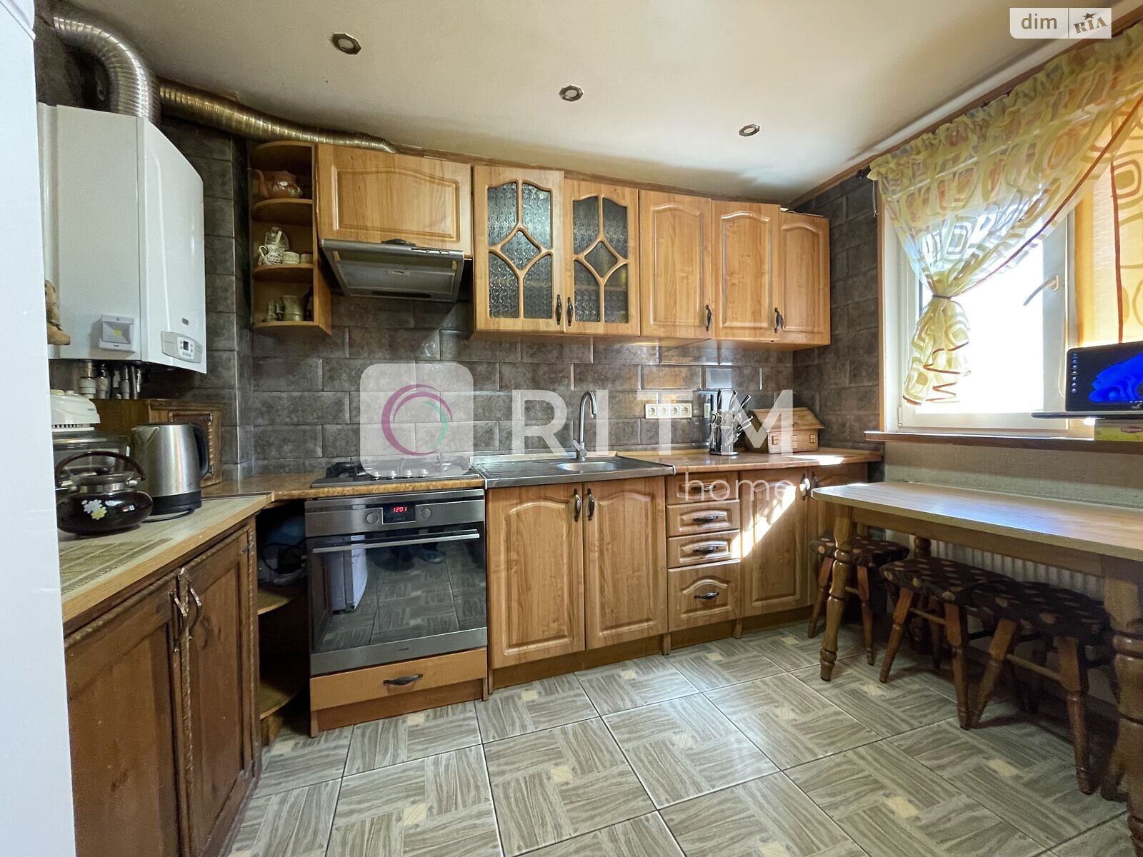 двухэтажный дом с балконом, 108.5 кв. м, пеноблок. Продажа в Луцке район Центр фото 1