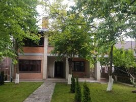 триповерховий будинок з балконом, 425 кв. м, цегла. Продаж в Луцьку, район Центр фото 2