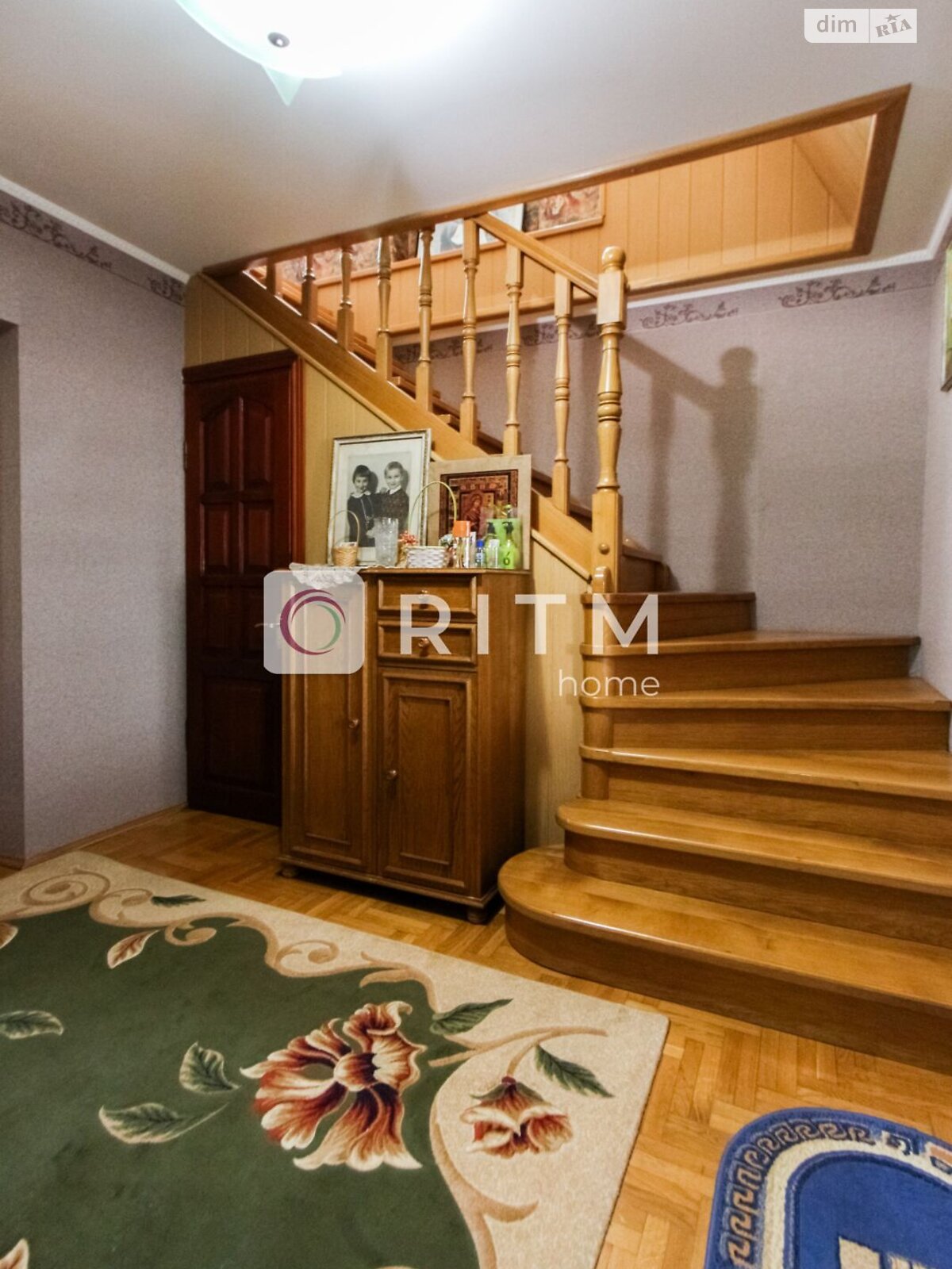 трехэтажный дом с гаражом, 262 кв. м, кирпич. Продажа в Луцке фото 1 трехэтажный дом с гаражом, 262 кв. м, кирпич. Продажа в Луцке фото 1
