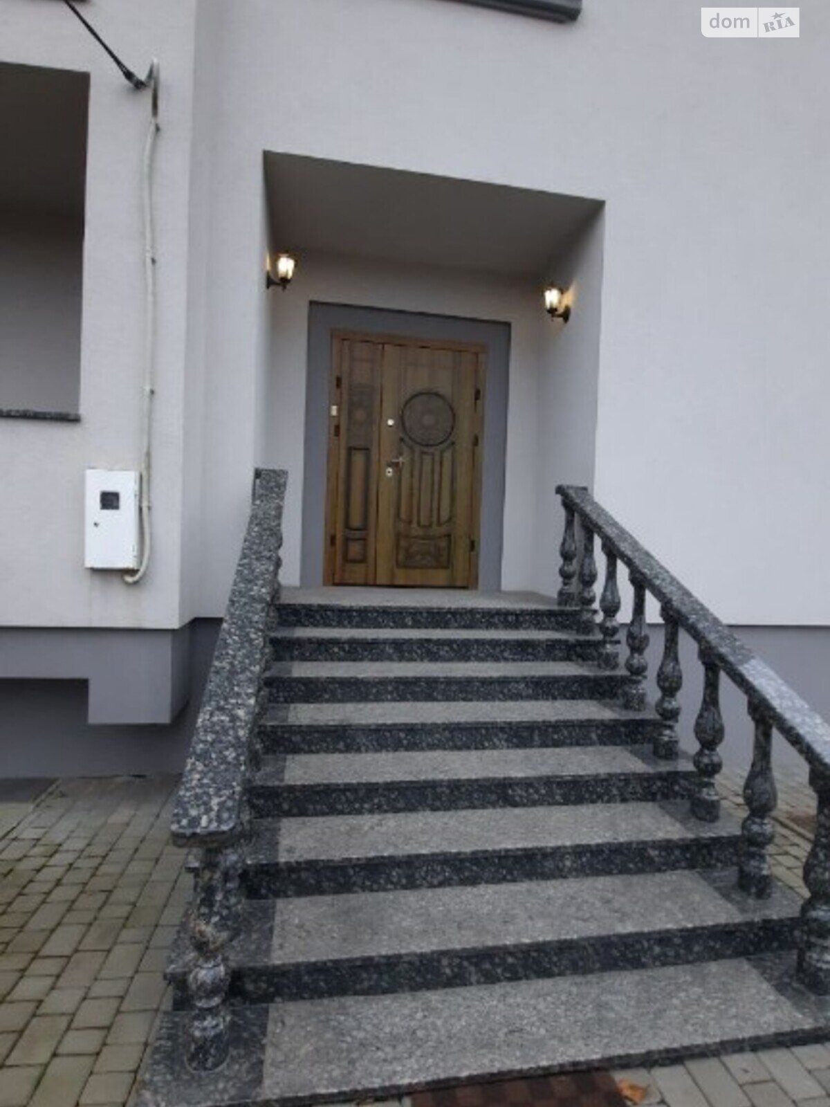 двухэтажный дом веранда, 159 кв. м, кирпич. Продажа в Змиенце фото 1