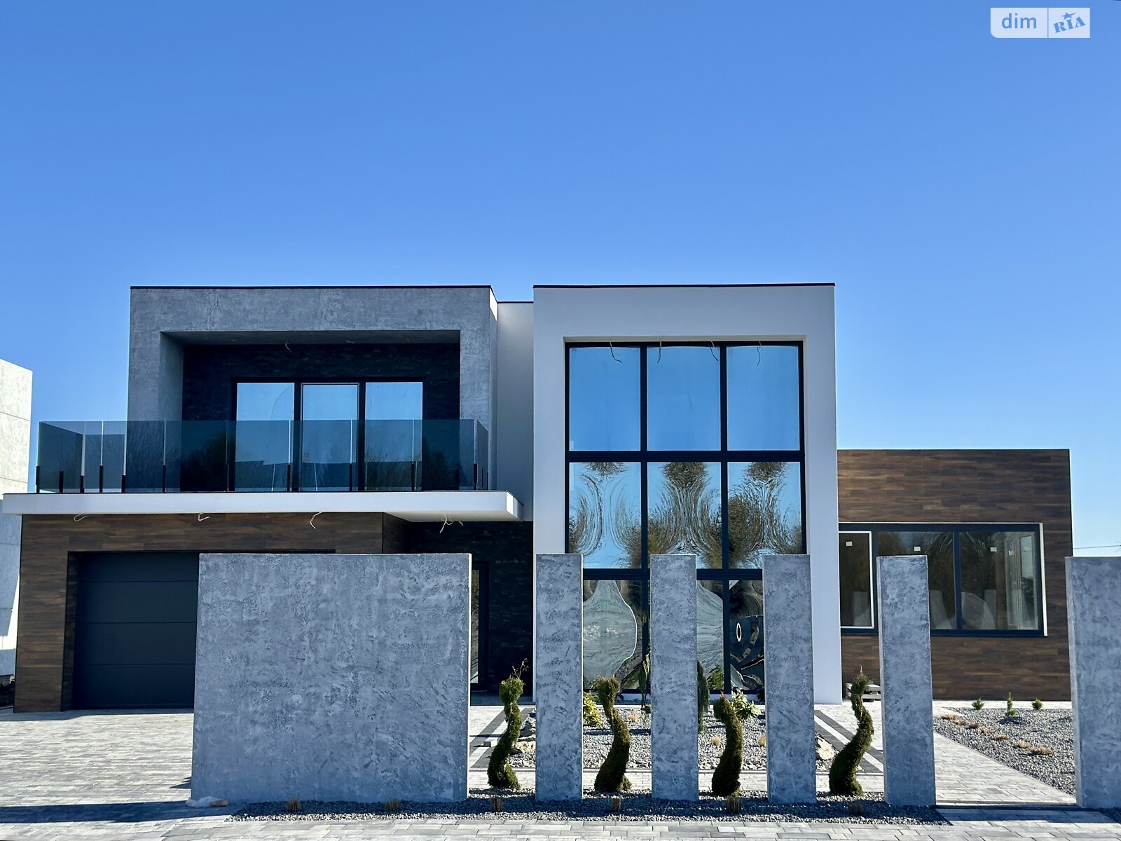 двоповерховий будинок з опаленням, 280 кв. м, цегла. Продаж у Луцьку фото 1