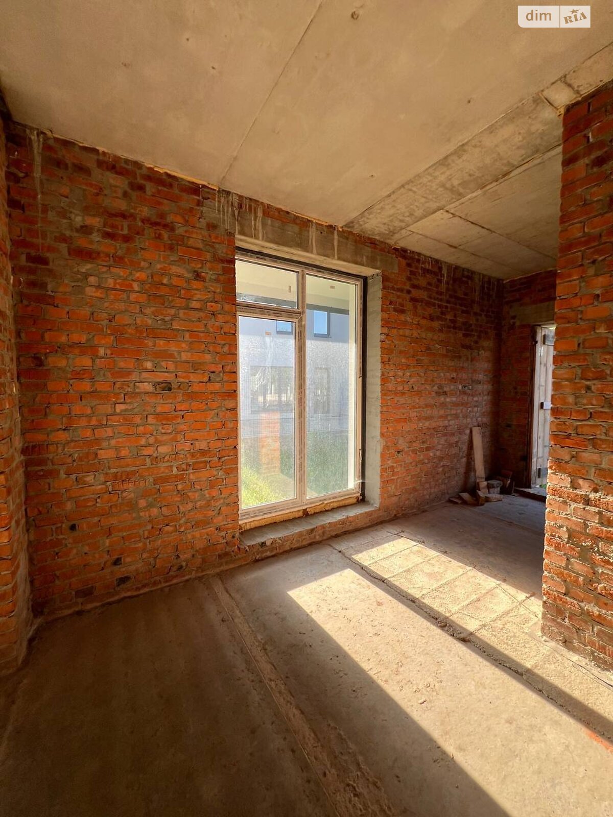 двоповерховий будинок з верандою, 200 кв. м, цегла. Продаж в Львові, район Батальна фото 1 двоповерховий будинок з верандою, 200 кв. м, цегла. Продаж в Львові, район Батальна фото 1