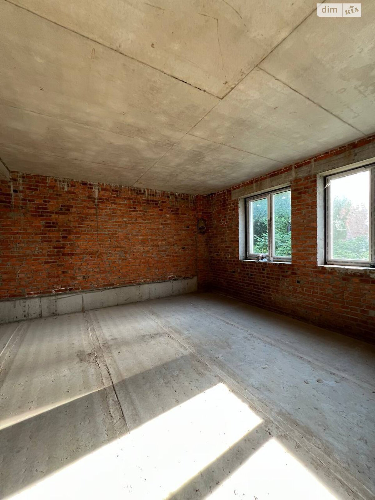 двоповерховий будинок з верандою, 200 кв. м, цегла. Продаж в Львові, район Батальна фото 1 двоповерховий будинок з верандою, 200 кв. м, цегла. Продаж в Львові, район Батальна фото 1