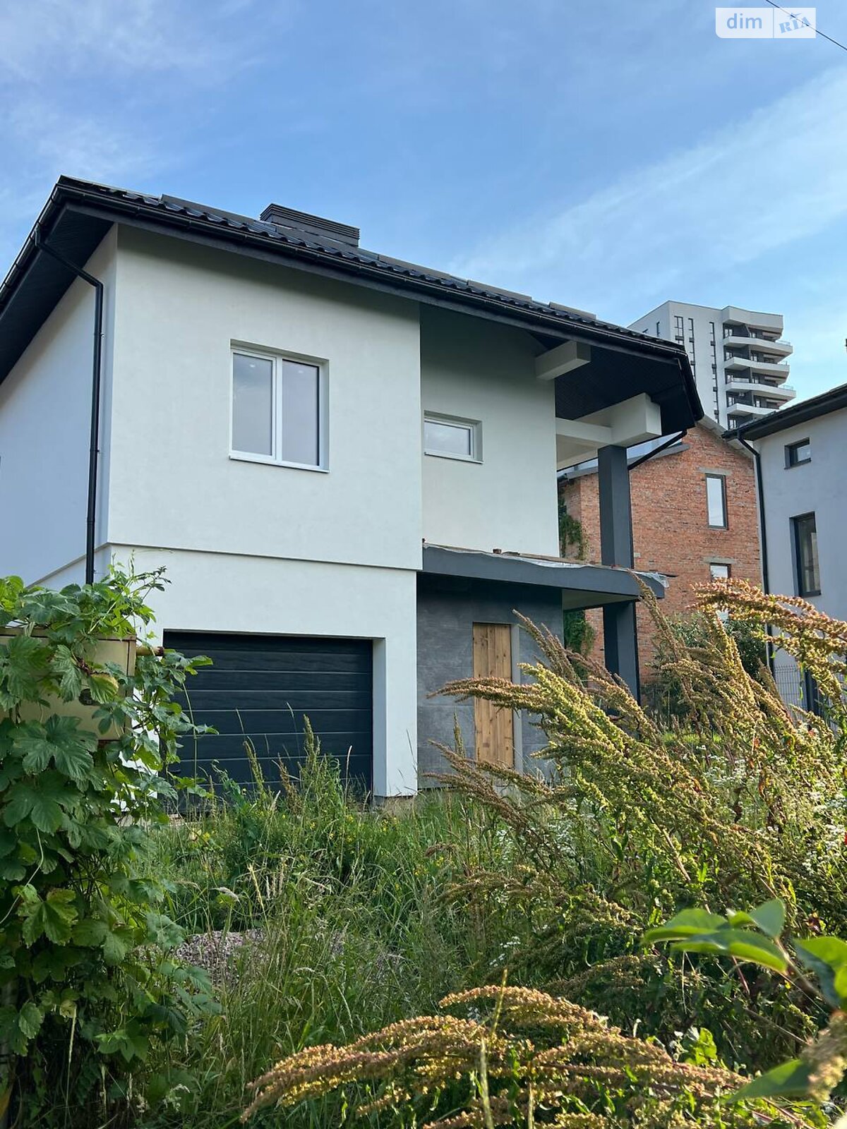 двоповерховий будинок з верандою, 200 кв. м, цегла. Продаж в Львові, район Батальна фото 1 двоповерховий будинок з верандою, 200 кв. м, цегла. Продаж в Львові, район Батальна фото 1