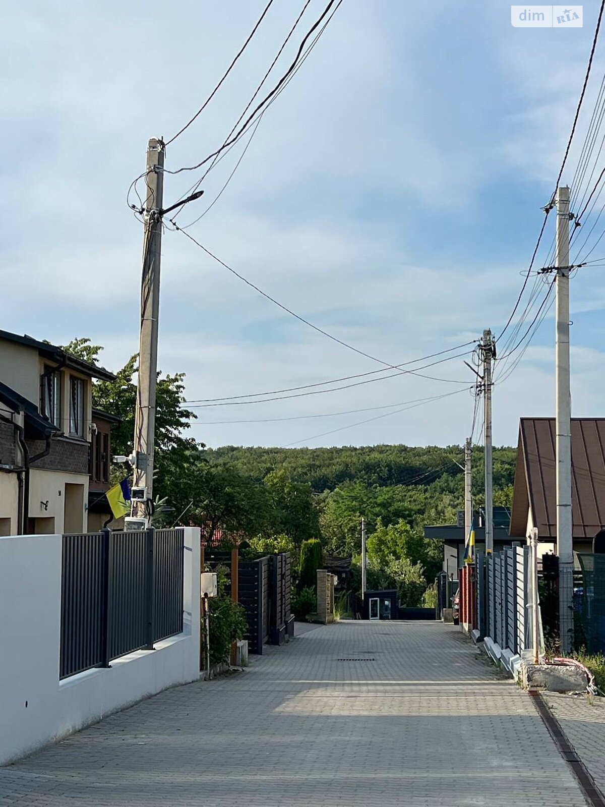 двоповерховий будинок з верандою, 200 кв. м, цегла. Продаж в Львові, район Батальна фото 1 двоповерховий будинок з верандою, 200 кв. м, цегла. Продаж в Львові, район Батальна фото 1