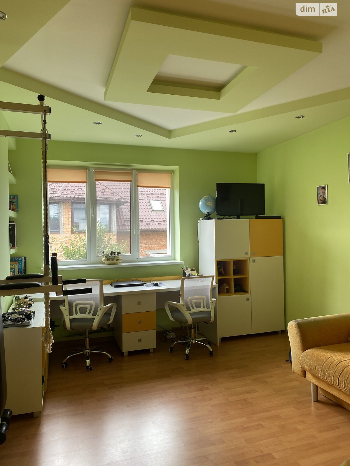 двоповерховий будинок з опаленням, 250 кв. м, цегла. Продаж в Львові, район Білогорща фото 1 двоповерховий будинок з опаленням, 250 кв. м, цегла. Продаж в Львові, район Білогорща фото 1