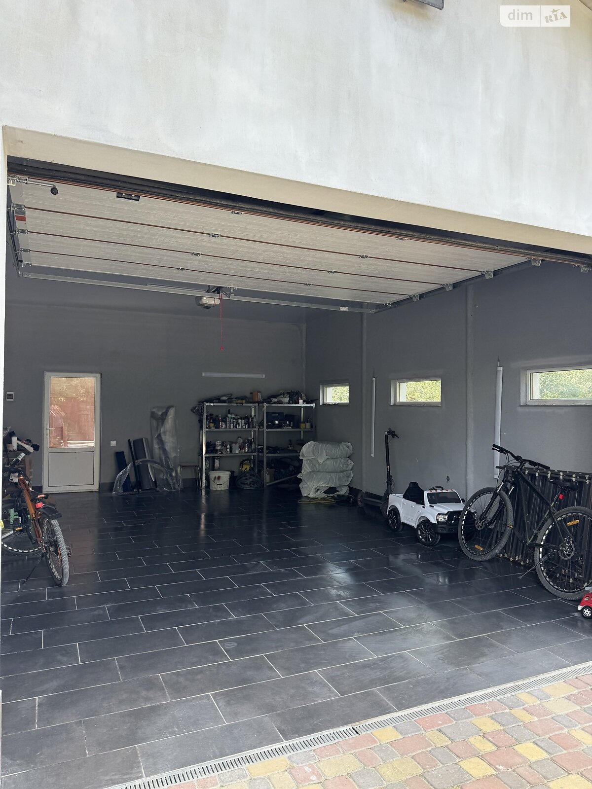 двоповерховий будинок з опаленням, 250 кв. м, цегла. Продаж в Львові, район Білогорща фото 1 двоповерховий будинок з опаленням, 250 кв. м, цегла. Продаж в Львові, район Білогорща фото 1