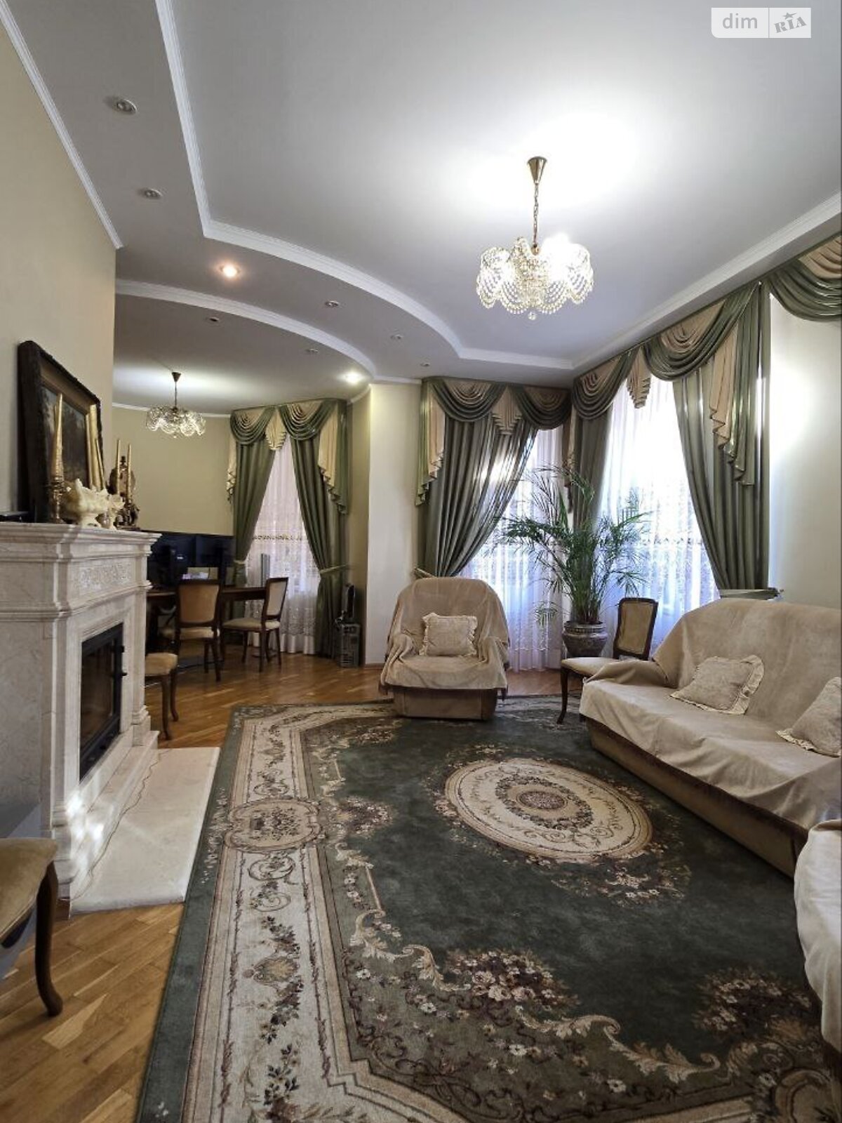 двоповерховий будинок з ремонтом, 315.5 кв. м, цегла. Продаж у Львові фото 1 двоповерховий будинок з ремонтом, 315.5 кв. м, цегла. Продаж у Львові фото 1