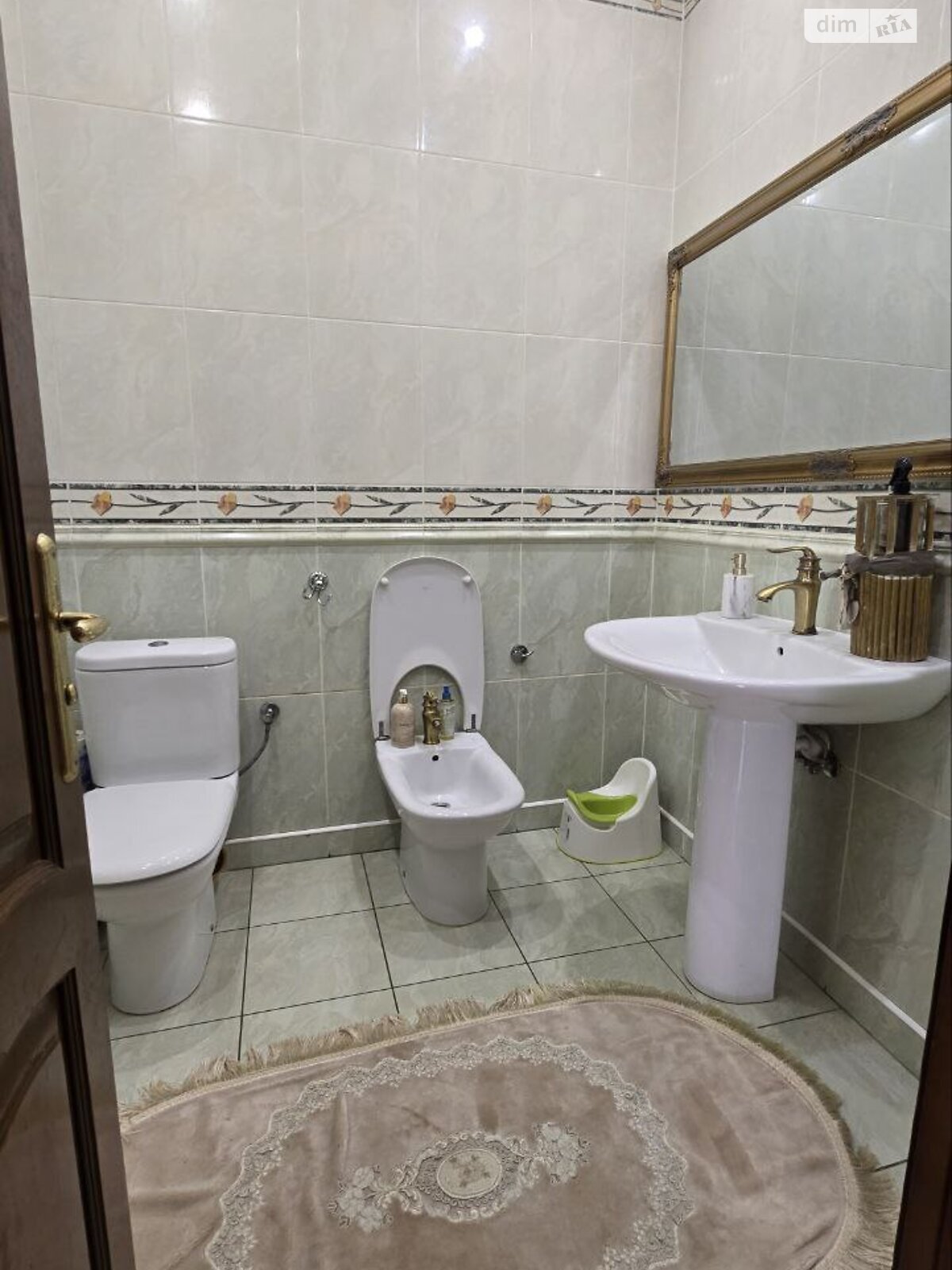 двоповерховий будинок з ремонтом, 315.5 кв. м, цегла. Продаж у Львові фото 1 двоповерховий будинок з ремонтом, 315.5 кв. м, цегла. Продаж у Львові фото 1