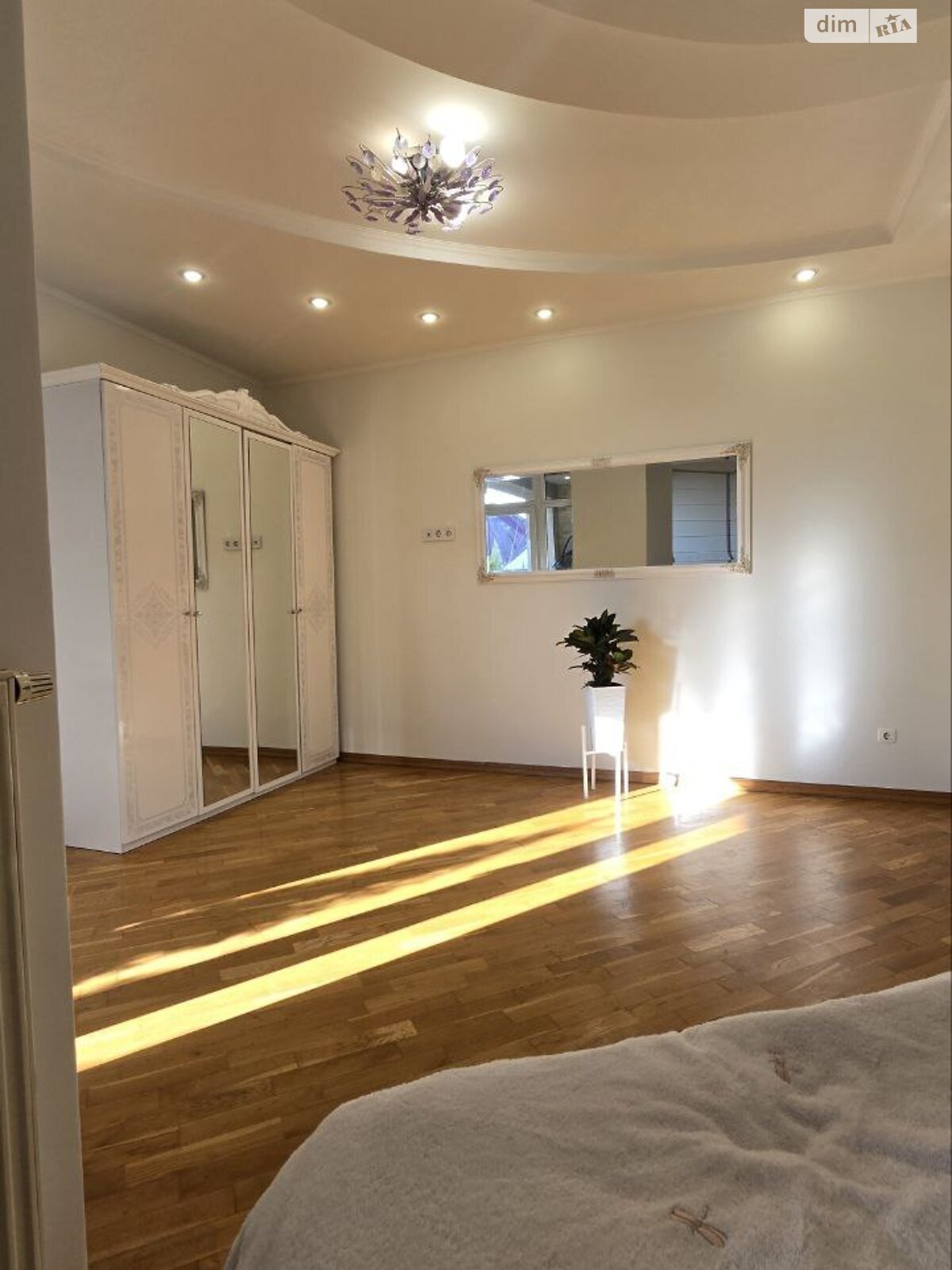 двоповерховий будинок з ремонтом, 315.5 кв. м, цегла. Продаж у Львові фото 1 двоповерховий будинок з ремонтом, 315.5 кв. м, цегла. Продаж у Львові фото 1