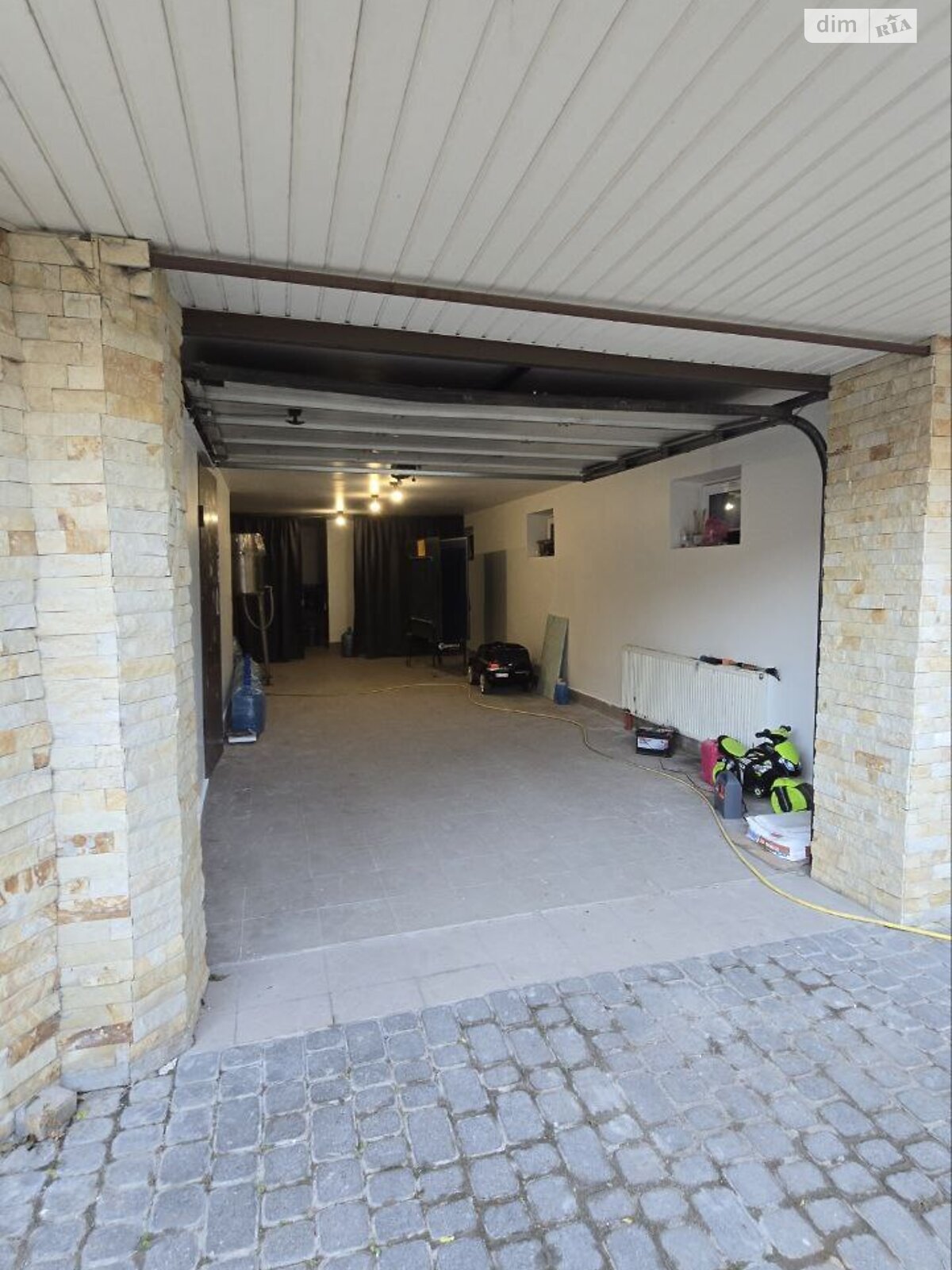 двоповерховий будинок з ремонтом, 315.5 кв. м, цегла. Продаж у Львові фото 1 двоповерховий будинок з ремонтом, 315.5 кв. м, цегла. Продаж у Львові фото 1