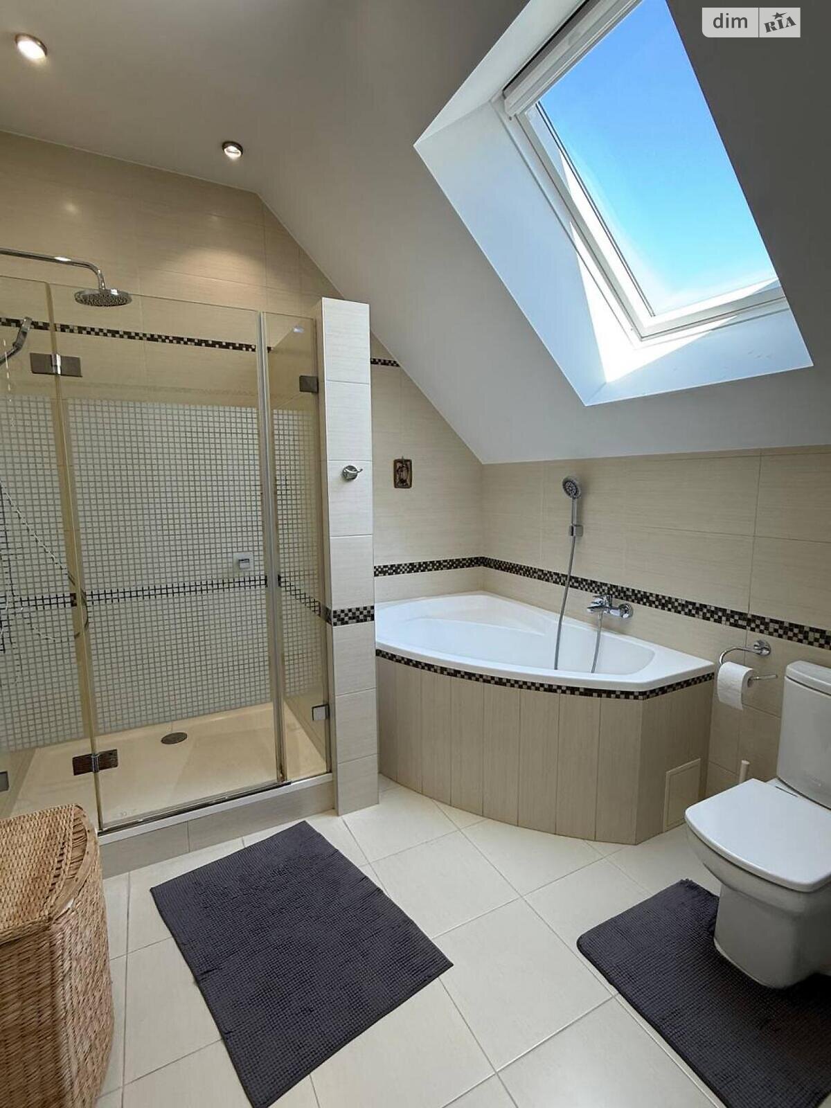 двоповерховий будинок, 160 кв. м, кирпич. Продаж в Львові, район Франківський фото 1