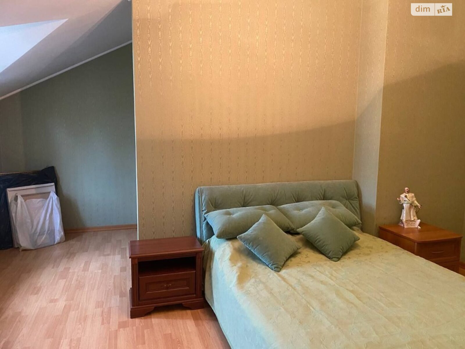 трехэтажный дом с верандой, 375.1 кв. м, кирпич. Продажа в Львове район Франковский фото 1 трехэтажный дом с верандой, 375.1 кв. м, кирпич. Продажа в Львове район Франковский фото 1