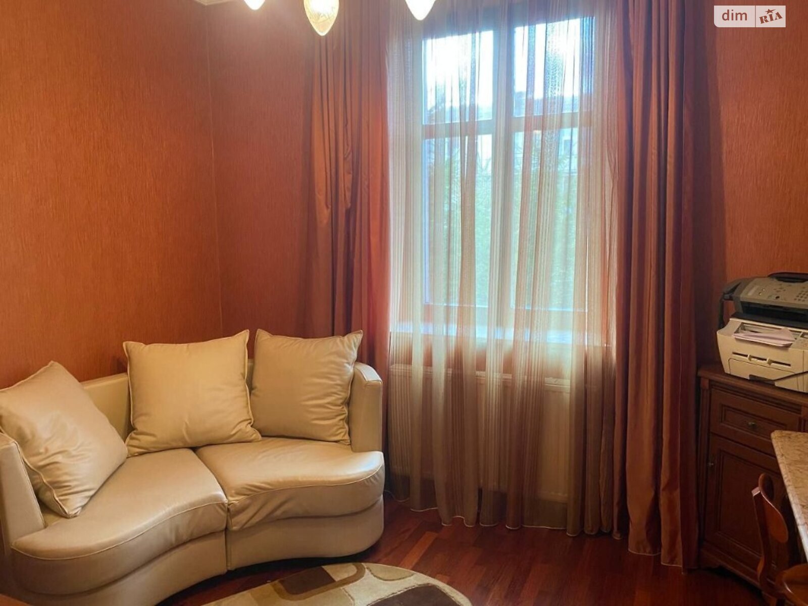 трехэтажный дом с верандой, 375.1 кв. м, кирпич. Продажа в Львове район Франковский фото 1 трехэтажный дом с верандой, 375.1 кв. м, кирпич. Продажа в Львове район Франковский фото 1
