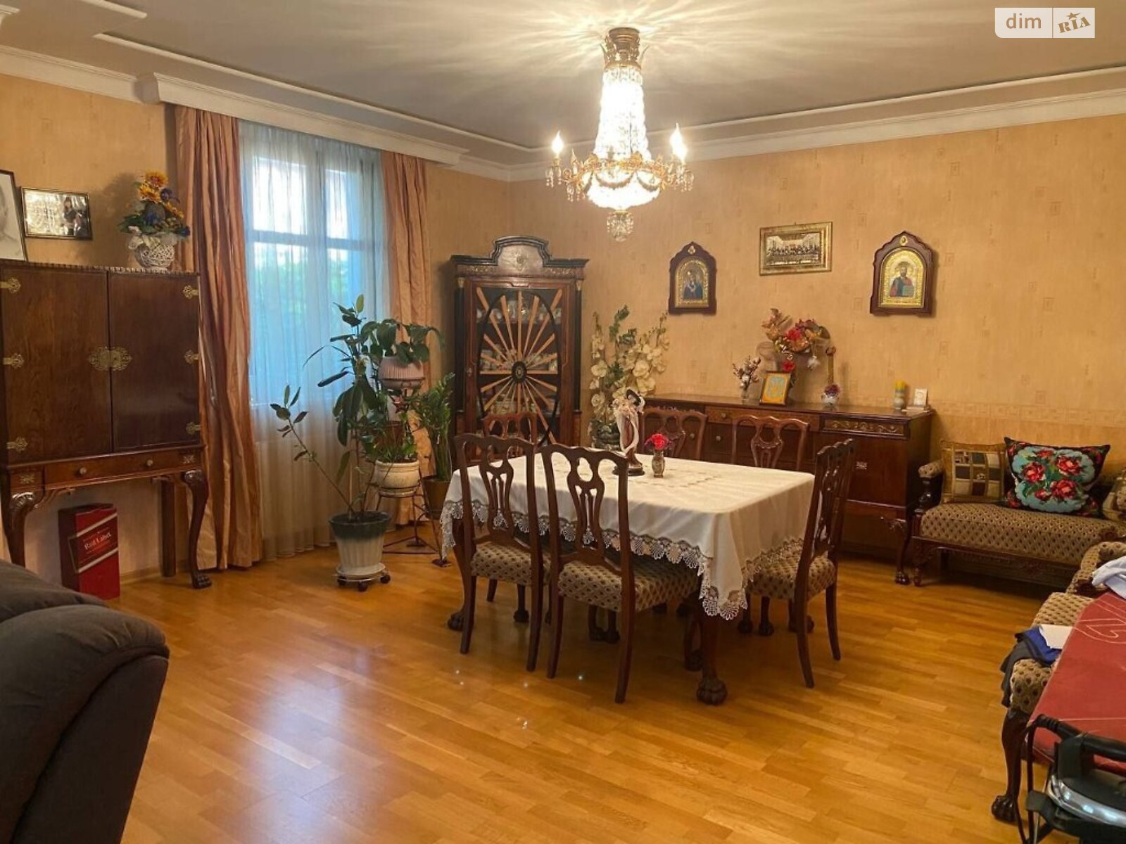 трехэтажный дом с верандой, 375.1 кв. м, кирпич. Продажа в Львове район Франковский фото 1 трехэтажный дом с верандой, 375.1 кв. м, кирпич. Продажа в Львове район Франковский фото 1