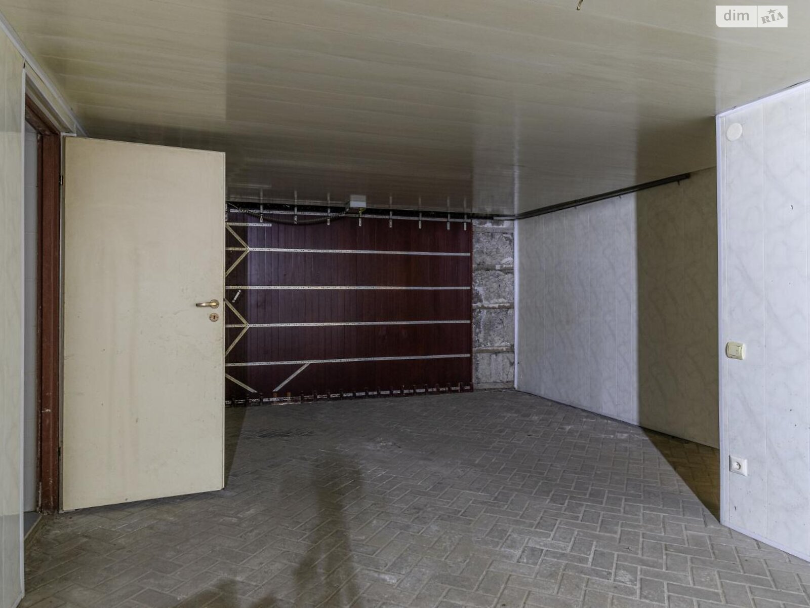 триповерховий будинок з ремонтом, 510 кв. м, цегла. Продаж у Львові фото 1 триповерховий будинок з ремонтом, 510 кв. м, цегла. Продаж у Львові фото 1